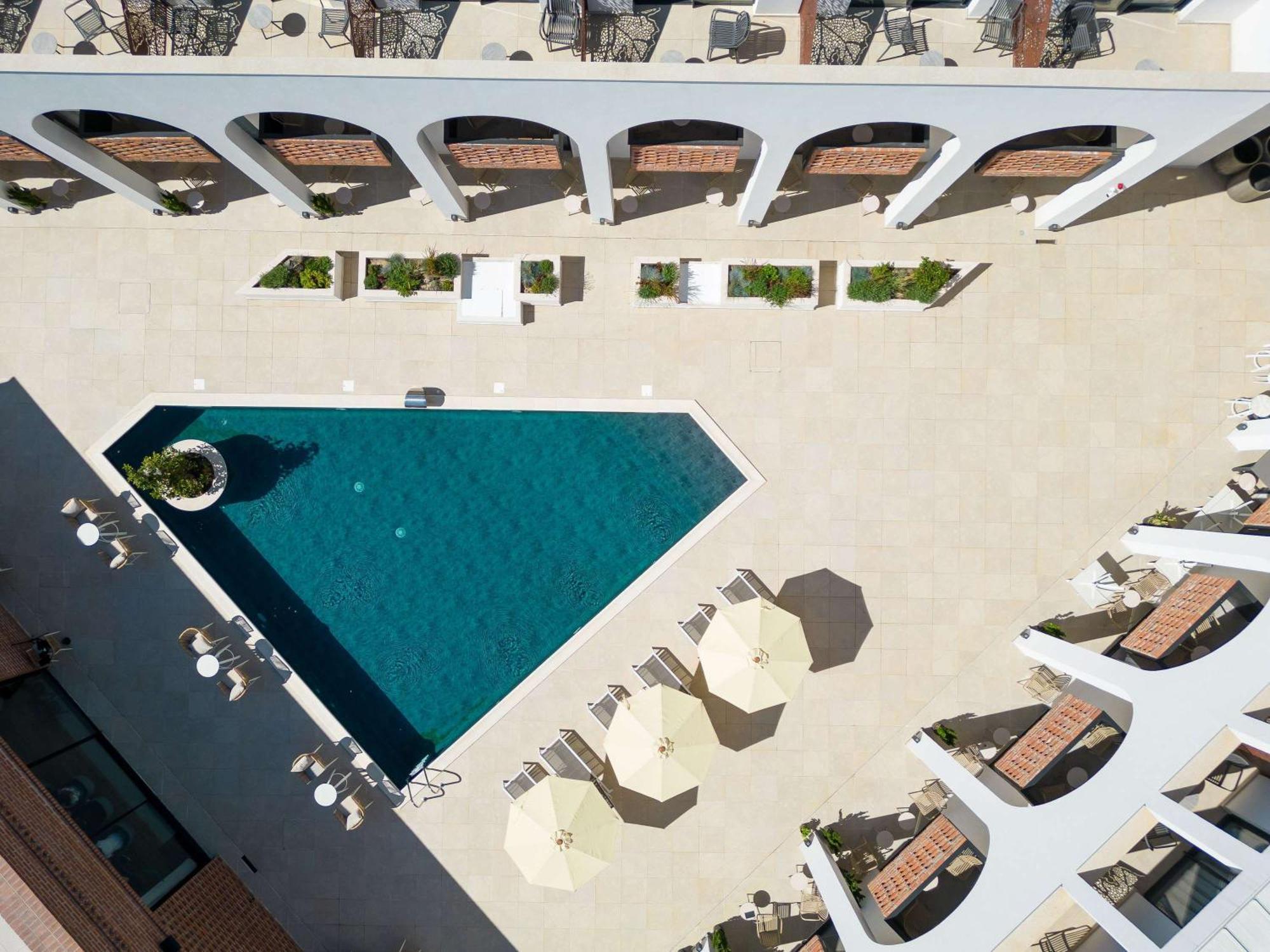 Mercure Conacul Cozieni Pasarea Buitenkant foto